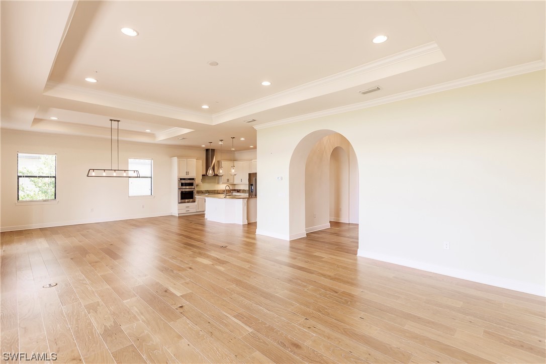 10058 Avalon Lake CIR