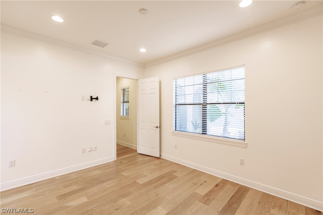 10058 Avalon Lake CIR