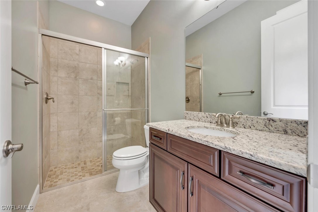 9223 Rialto LN