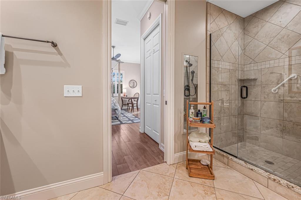780 Bentwater CIR # 204