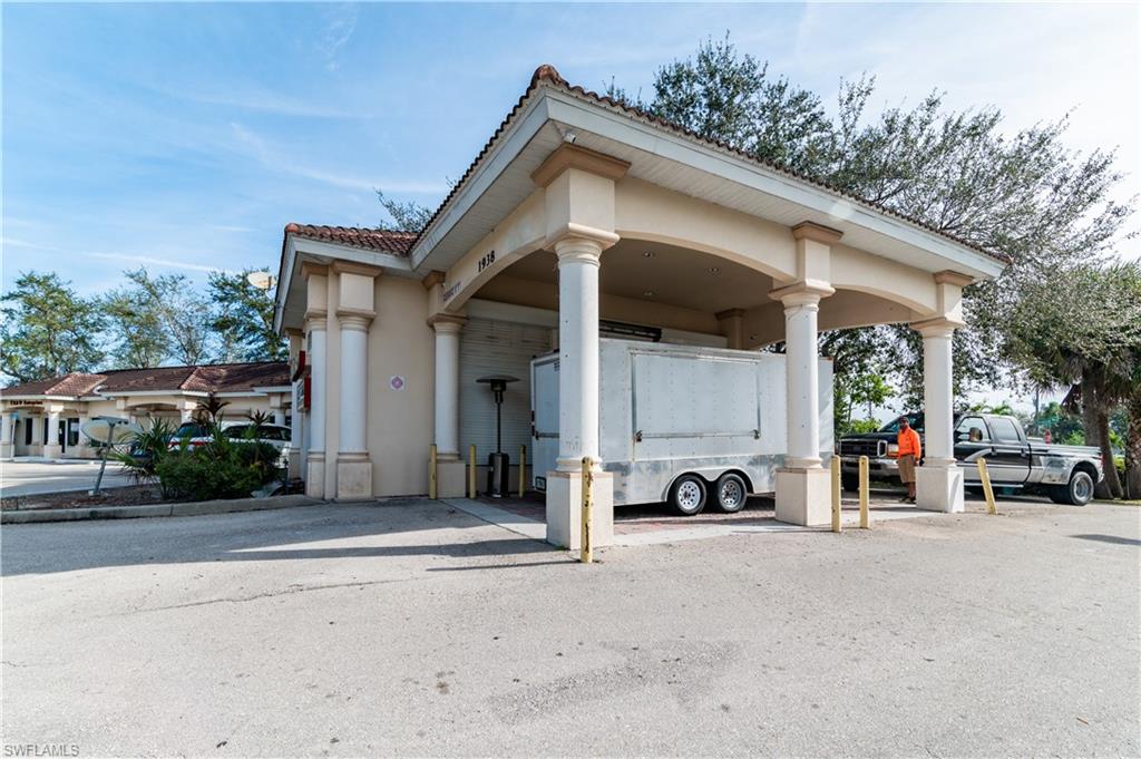 1924 -1942 Santa Barbara BLVD