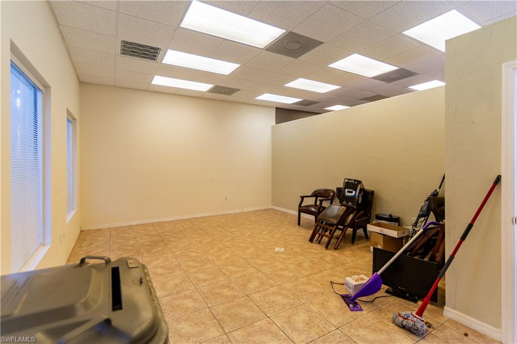 1924 -1942 Santa Barbara BLVD