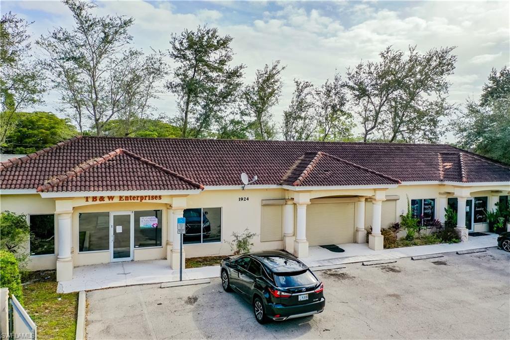 1924 -1942 Santa Barbara BLVD