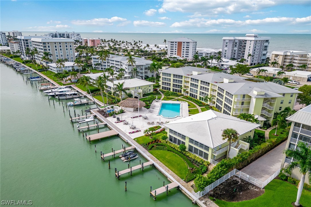 2850 Gulf Shore BLVD N 406