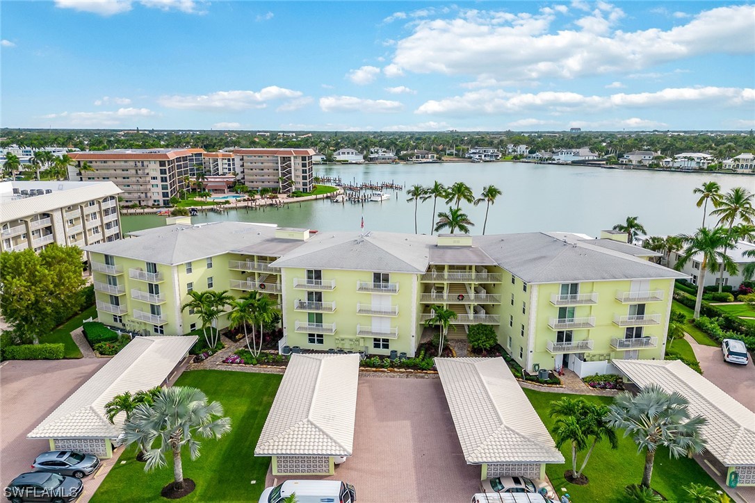2850 Gulf Shore BLVD N 406