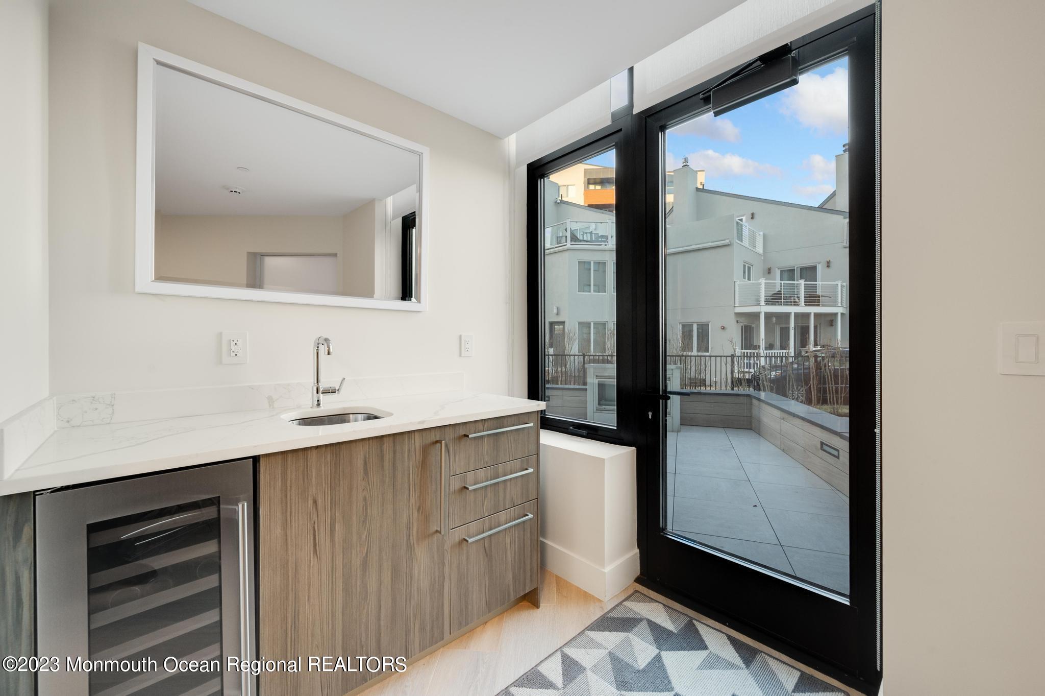 350 Ocean Avenue, 207