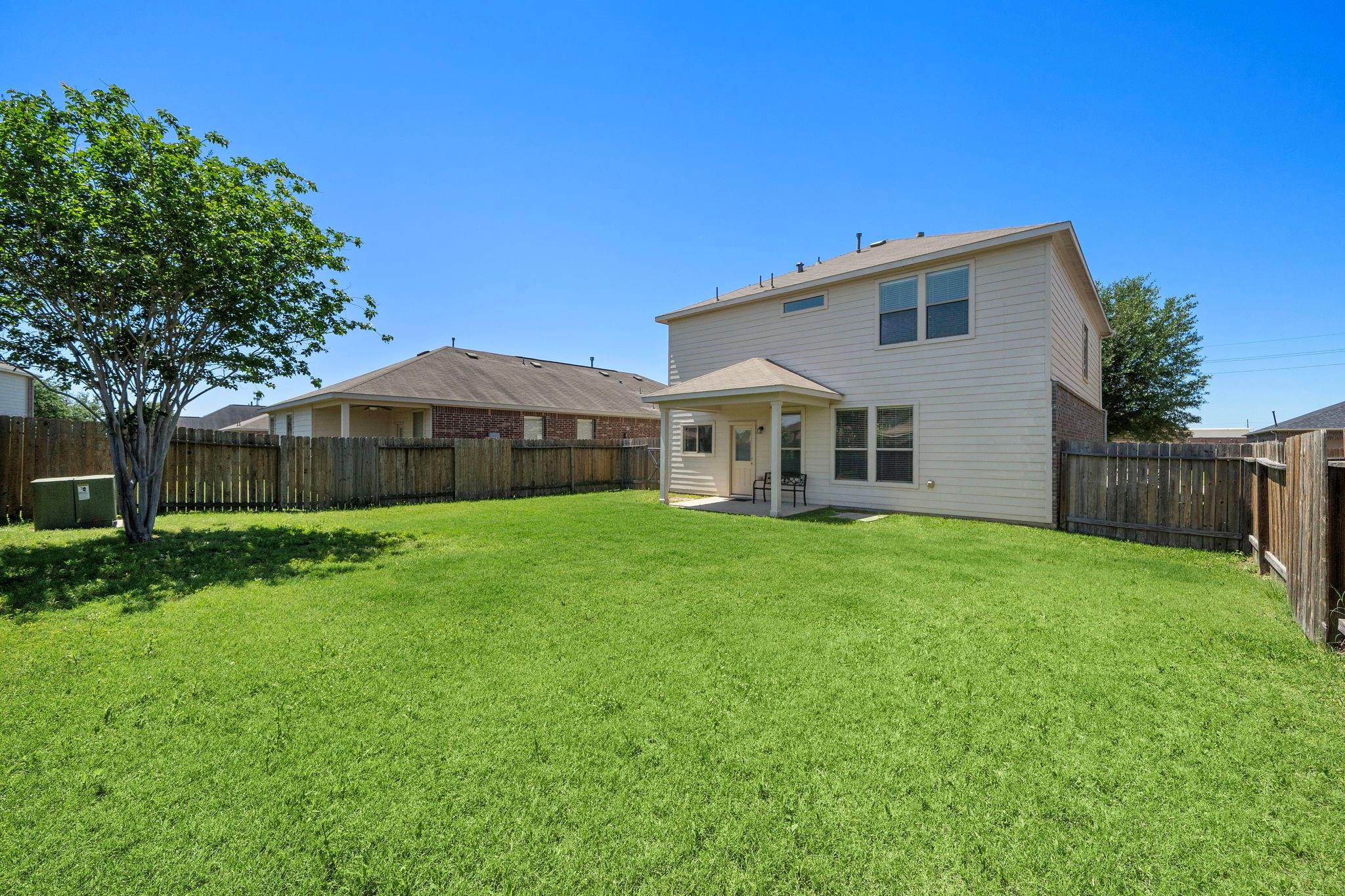 1418 S Maple Drive