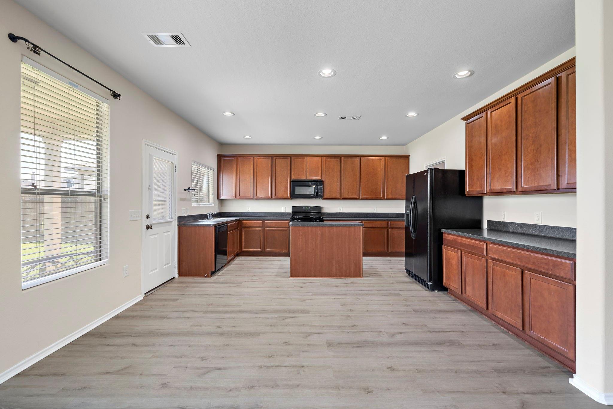 1418 S Maple Drive