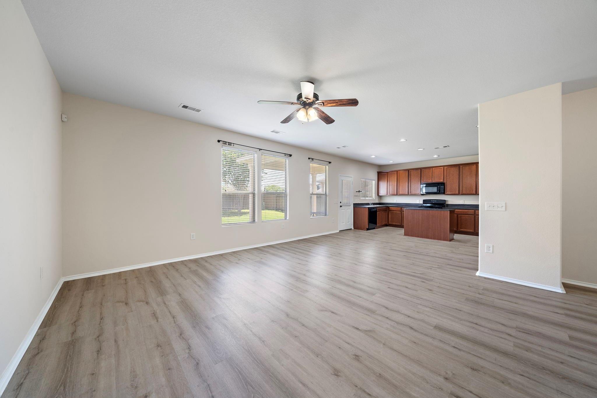 1418 S Maple Drive