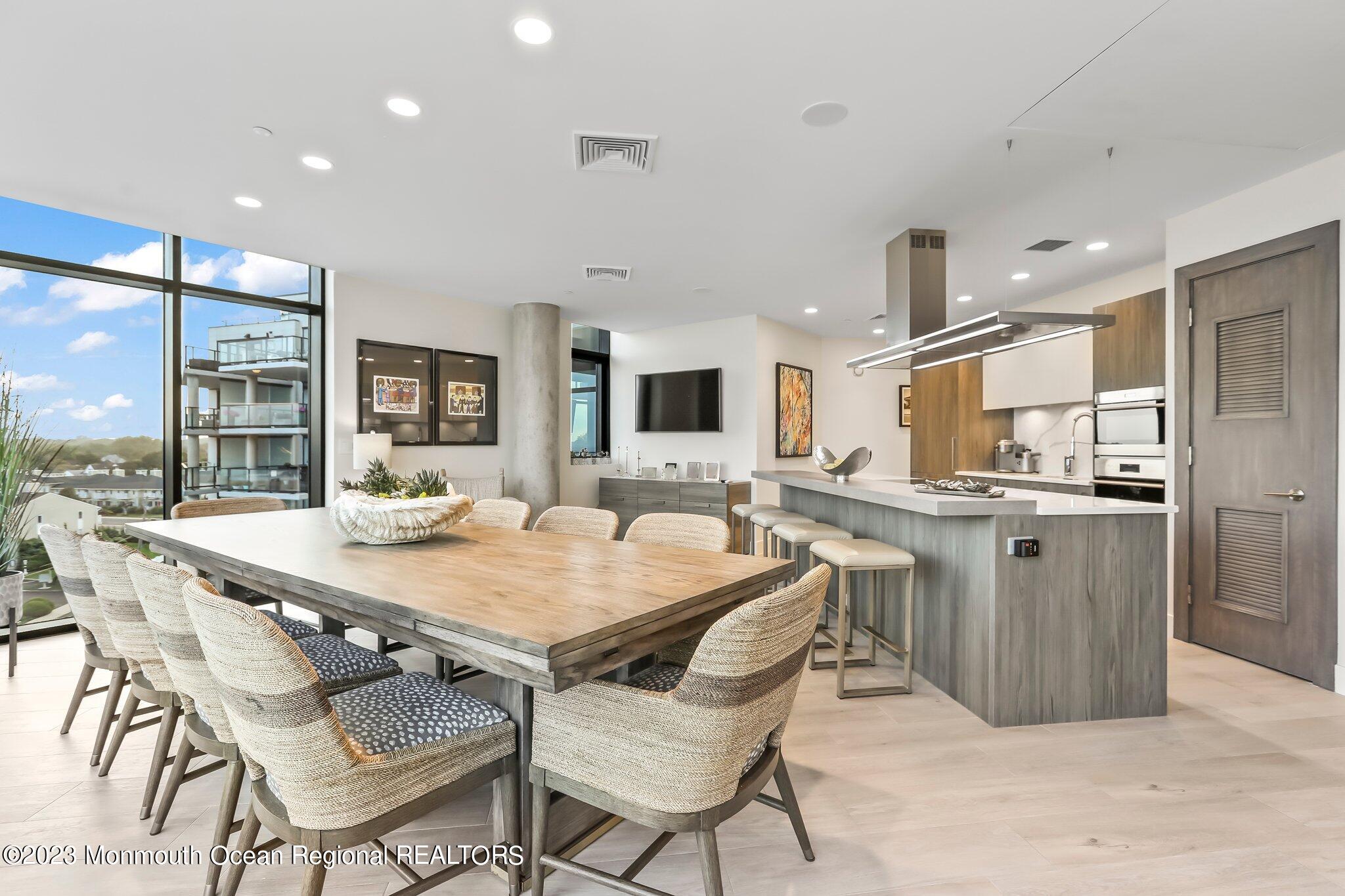 350 Ocean Avenue, 507