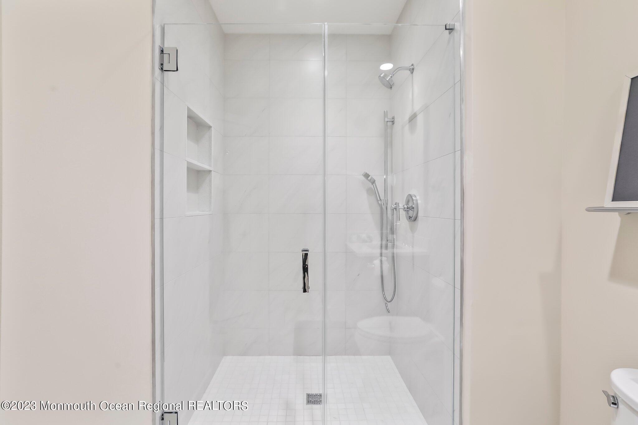 350 Ocean Avenue, 507