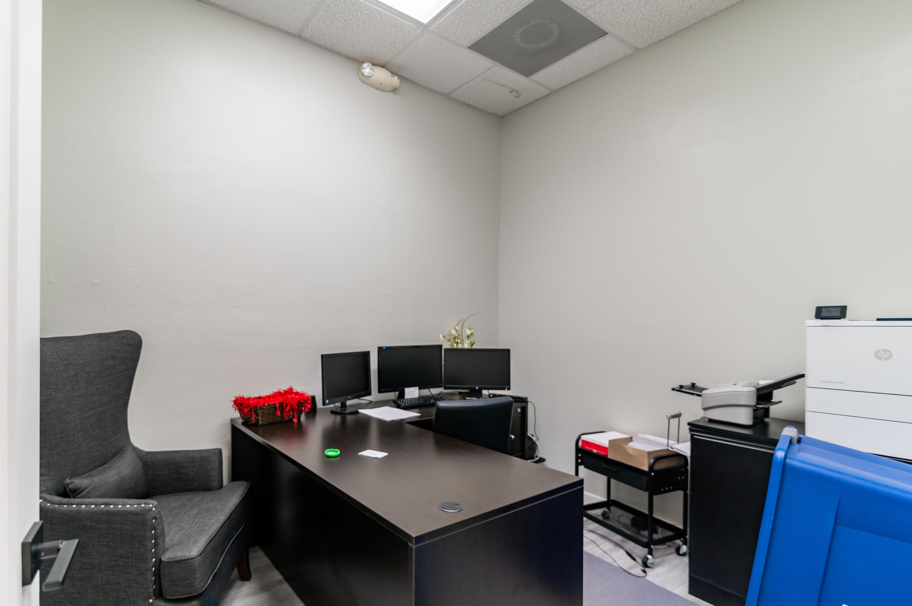 1938 SANTA BARBARA BOULEVARD