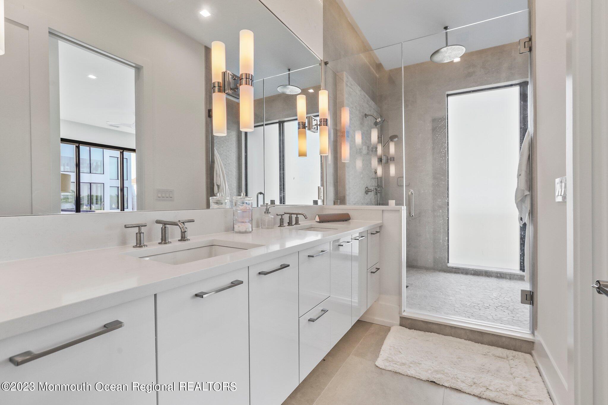 200 Ocean Avenue, 10