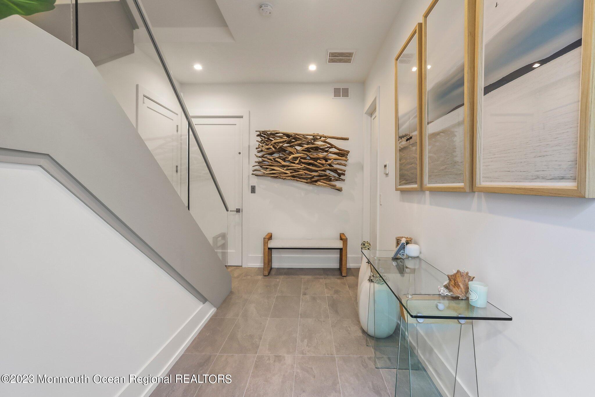 200 Ocean Avenue, 10