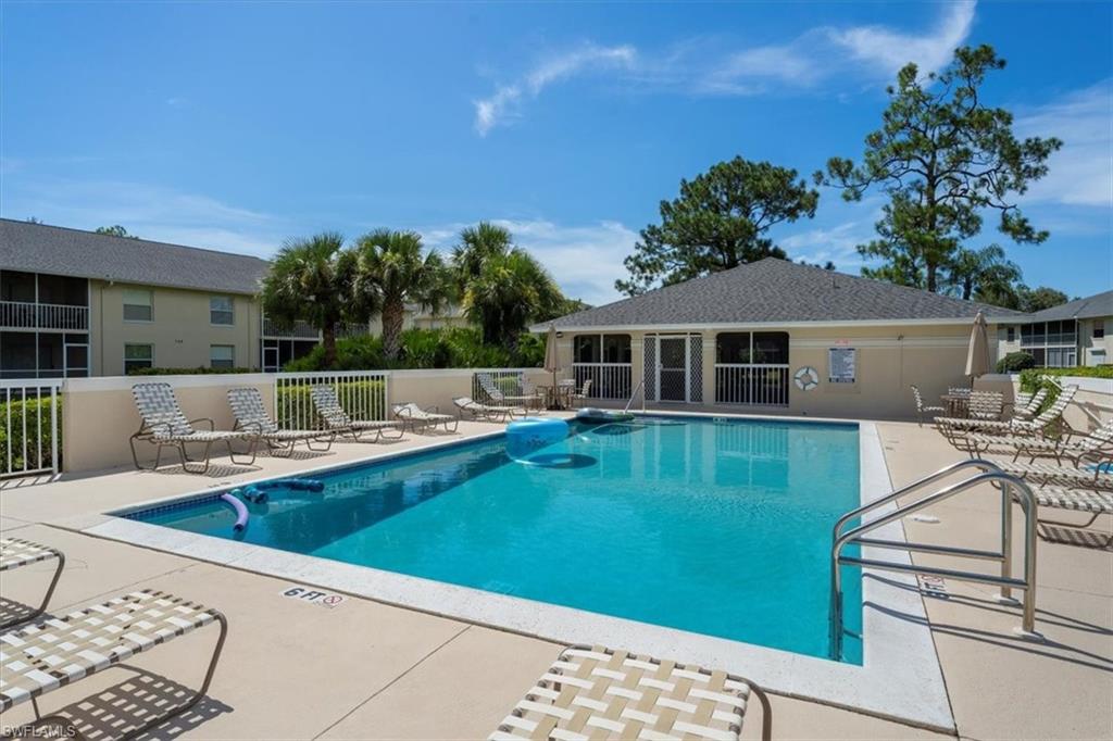 686 Squire CIR # 202
