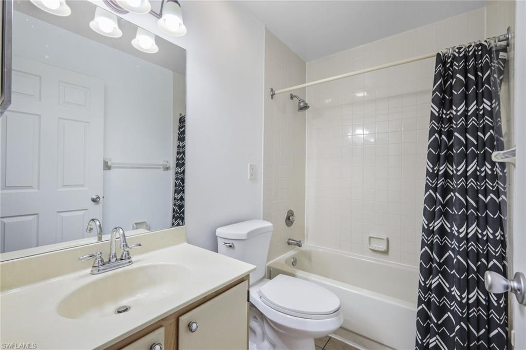 686 Squire CIR # 202
