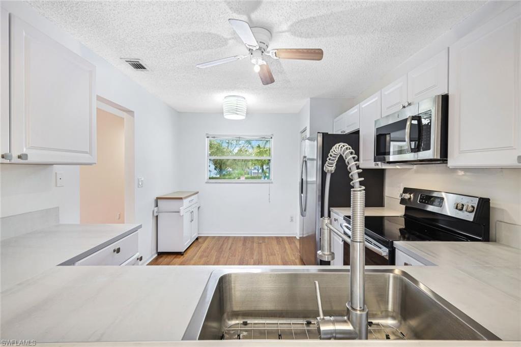 686 Squire CIR # 202