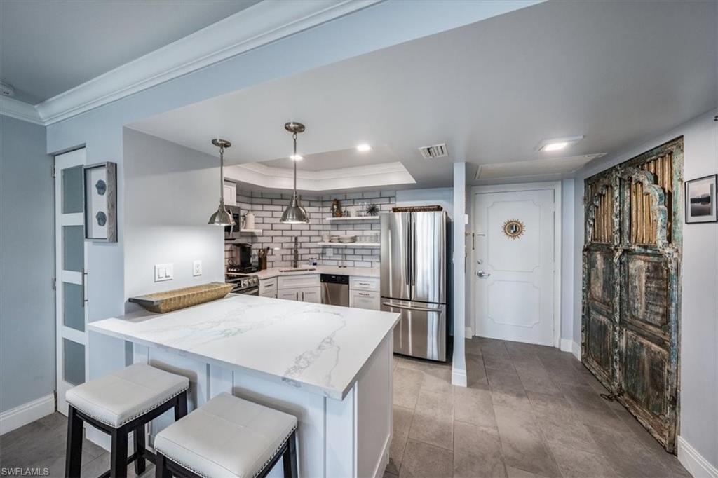 3 Bluebill AVE # 512