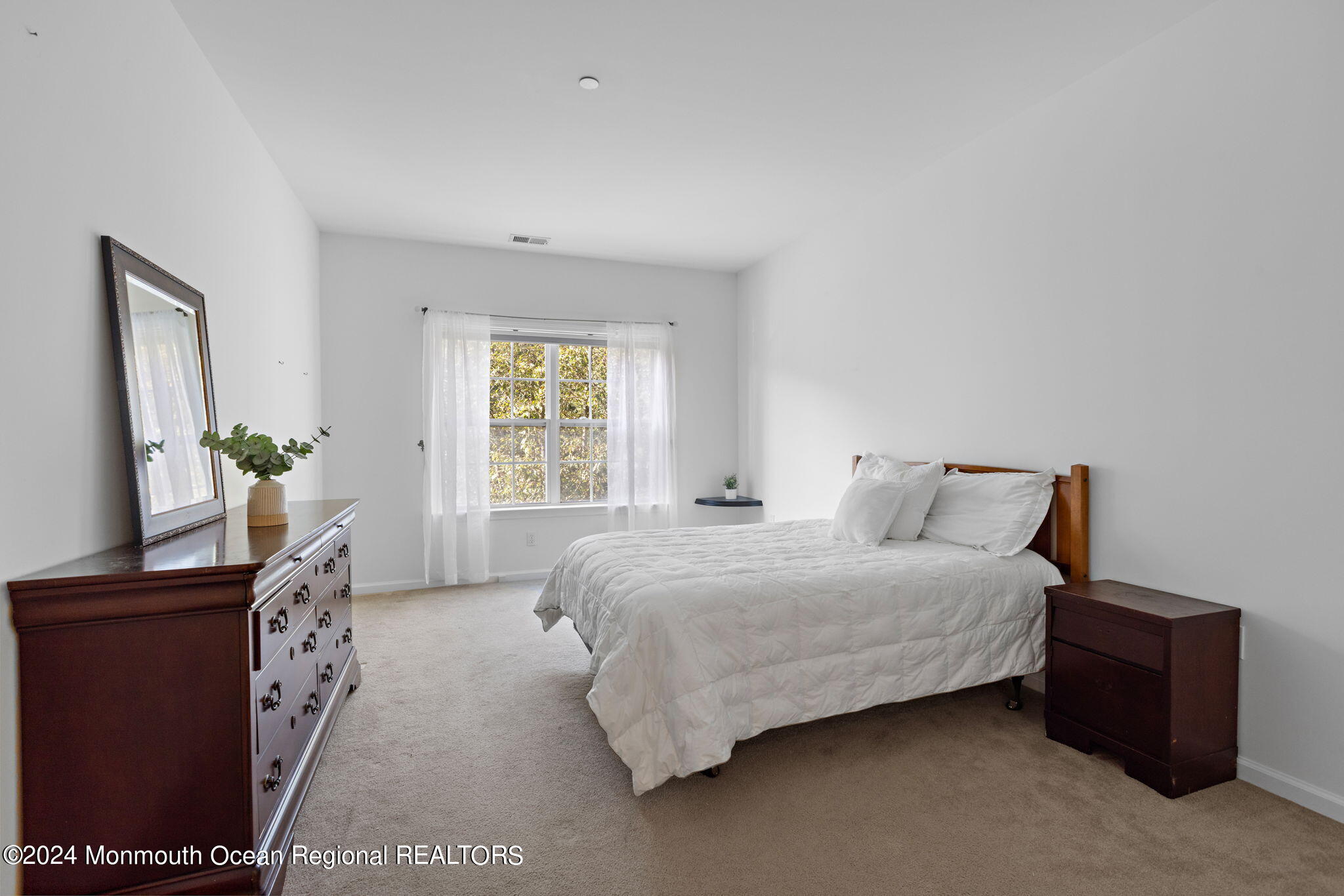 540 Cranbury Road, 334