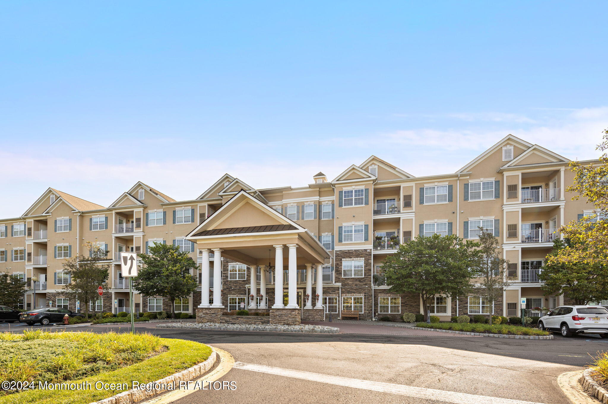 540 Cranbury Road, 334