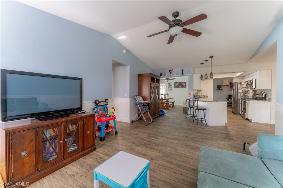 2107 NE 3rd TER