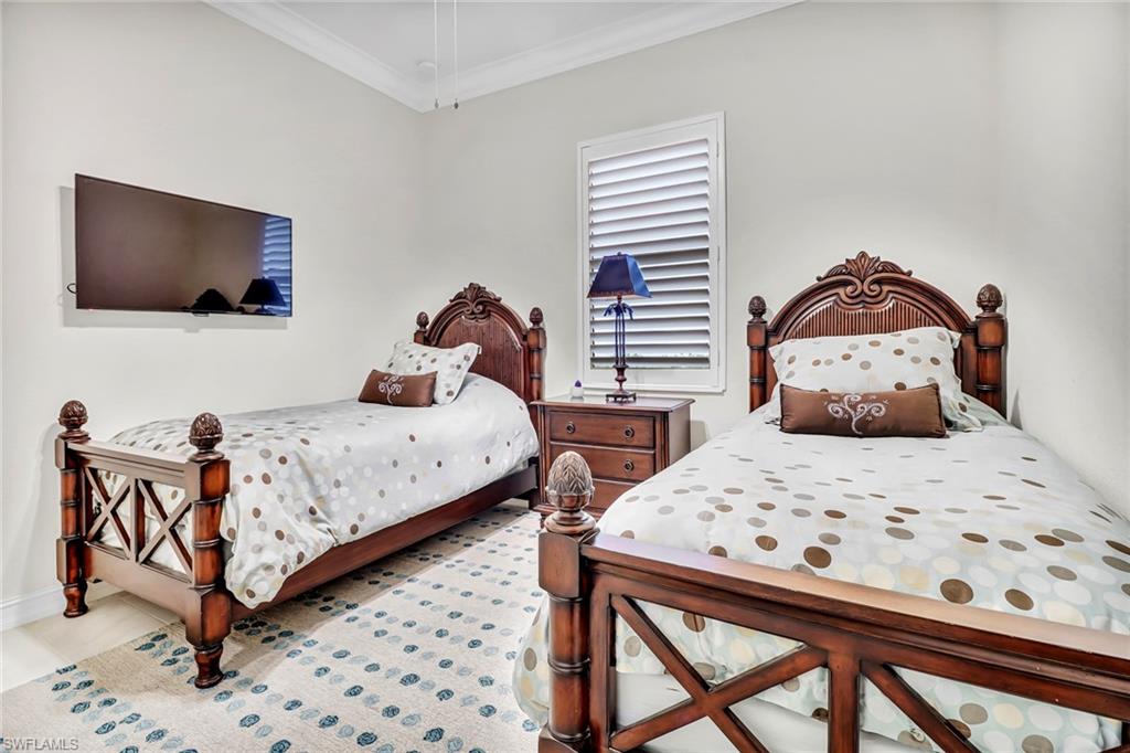 7327 Lantana CIR