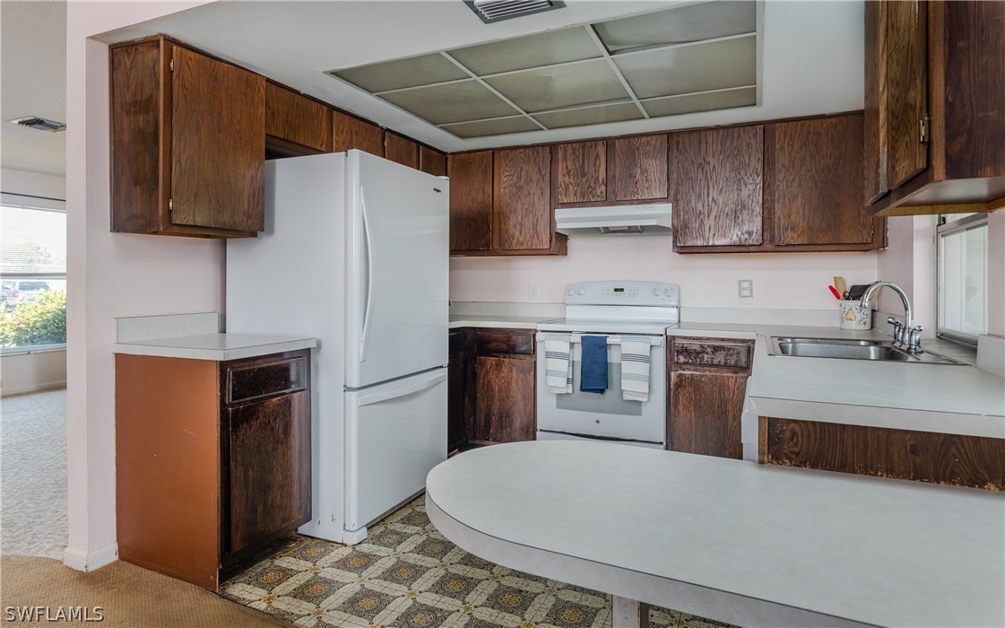 1015 SE 27th TER
