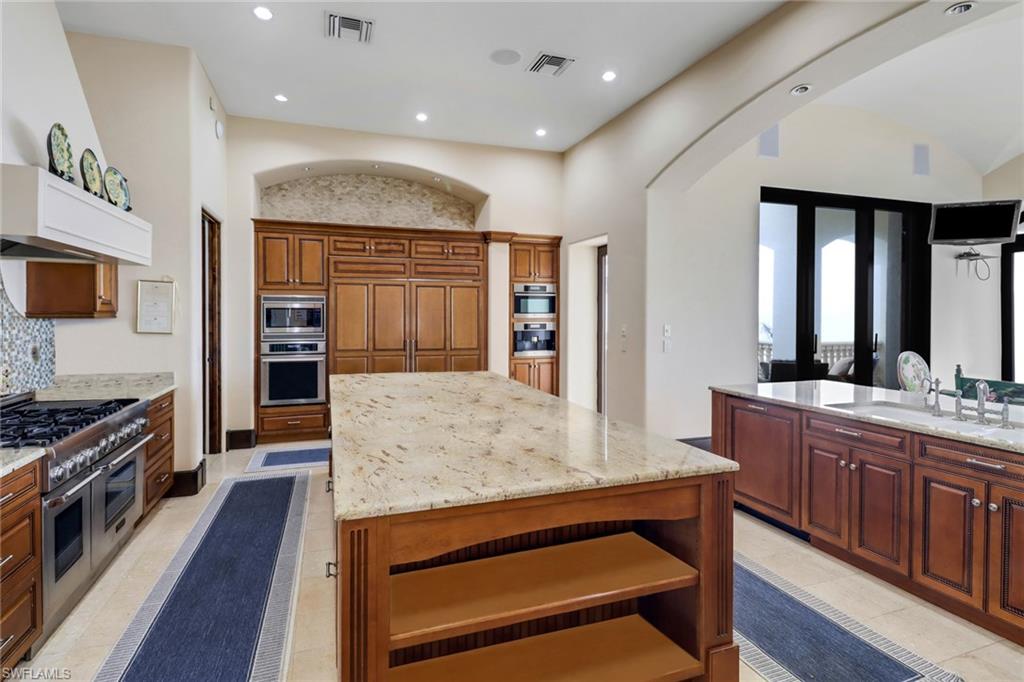 6111 Sanibel Captiva RD