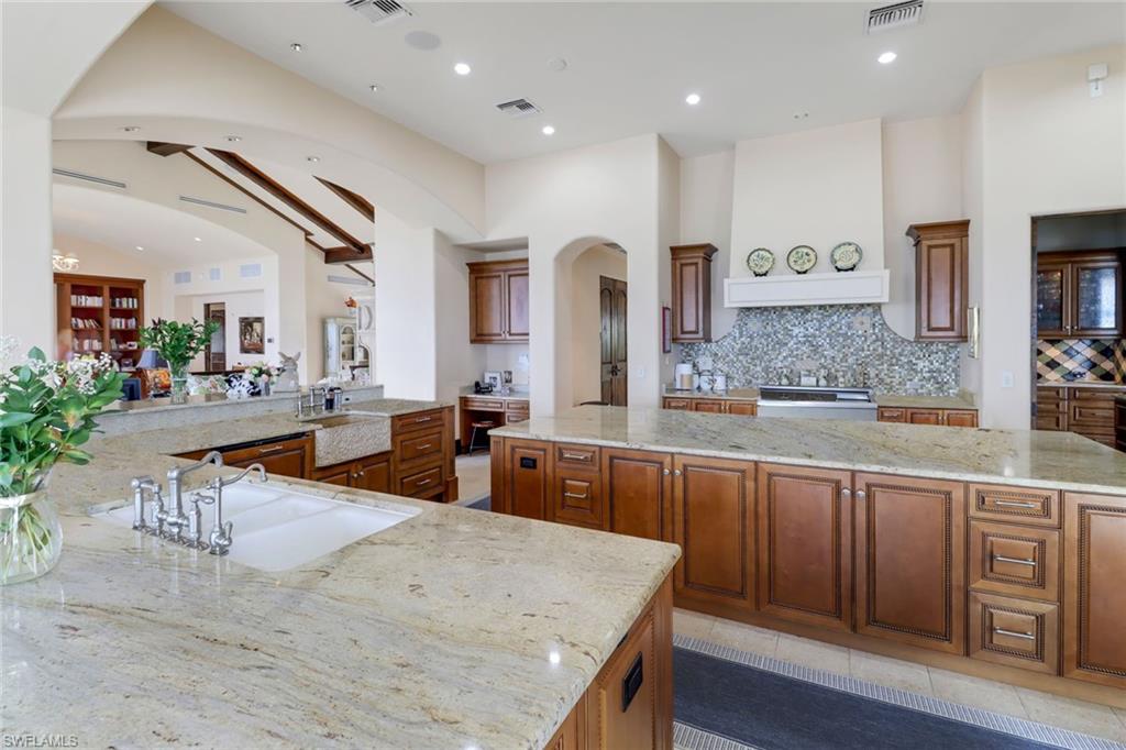 6111 Sanibel Captiva RD