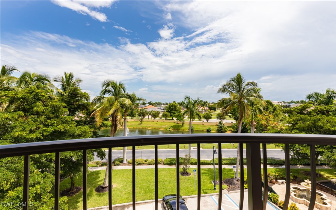 5704 Cape Harbour DR 305