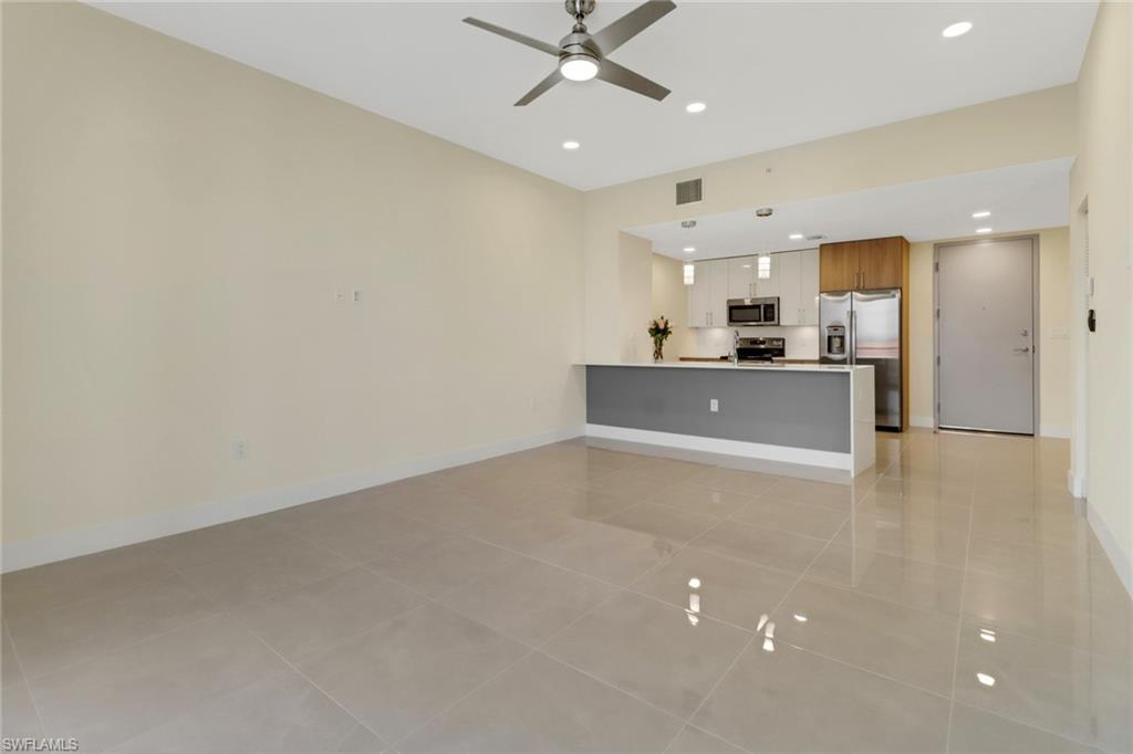 26600 Rose Pointe DR # b303