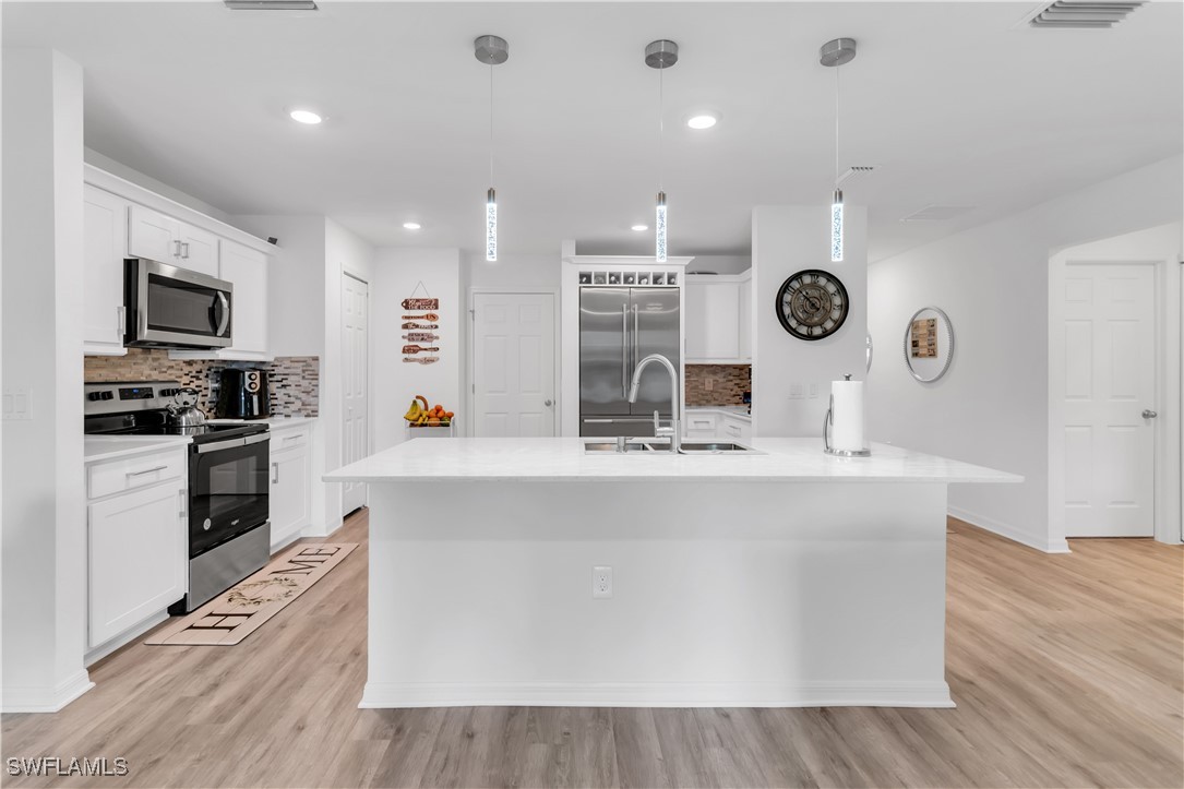 2539 NW 18th AVE