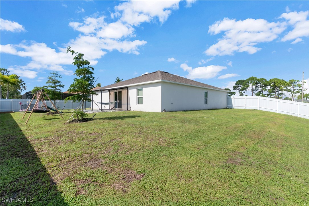 2539 NW 18th AVE