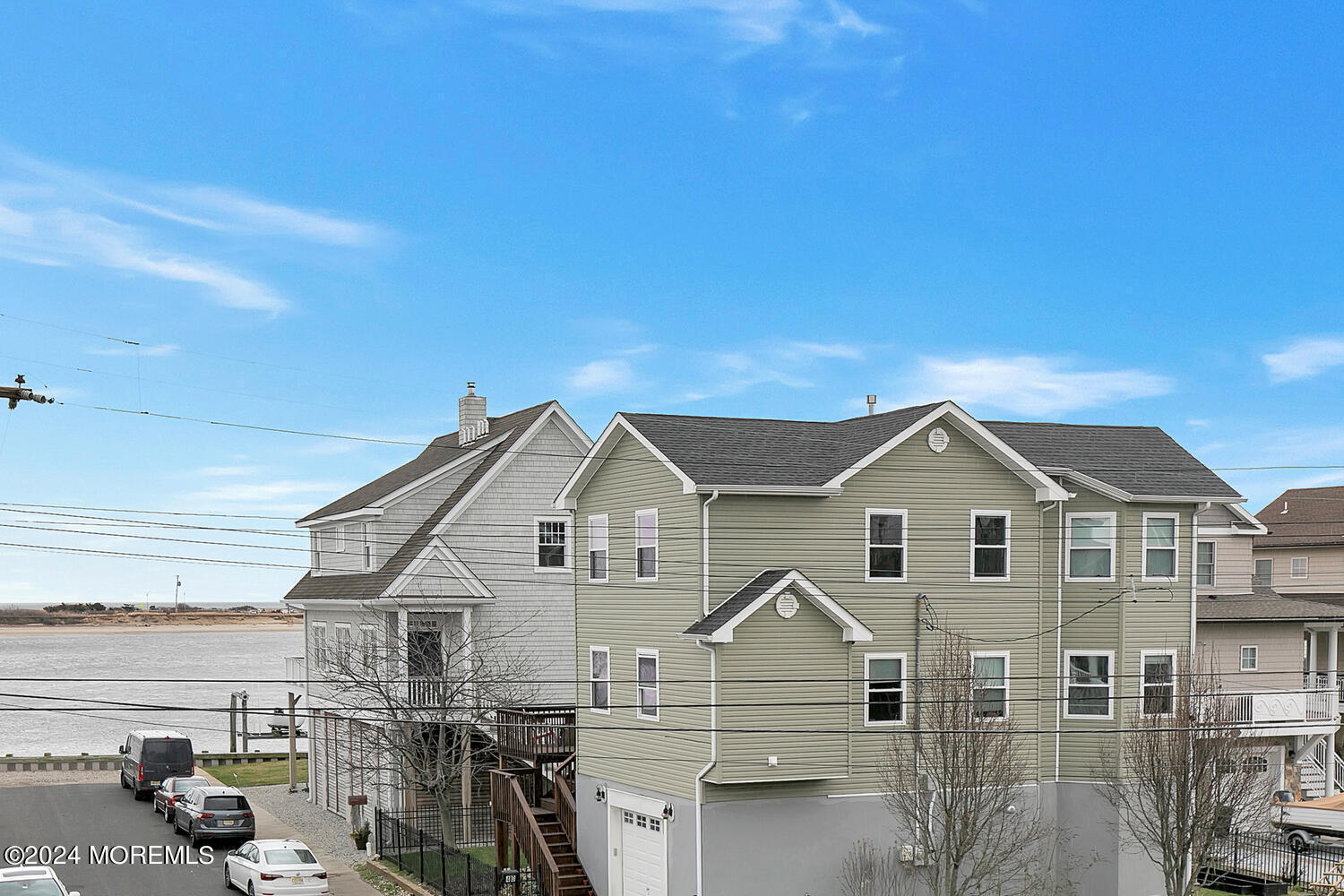 39 Shrewsbury Avenue