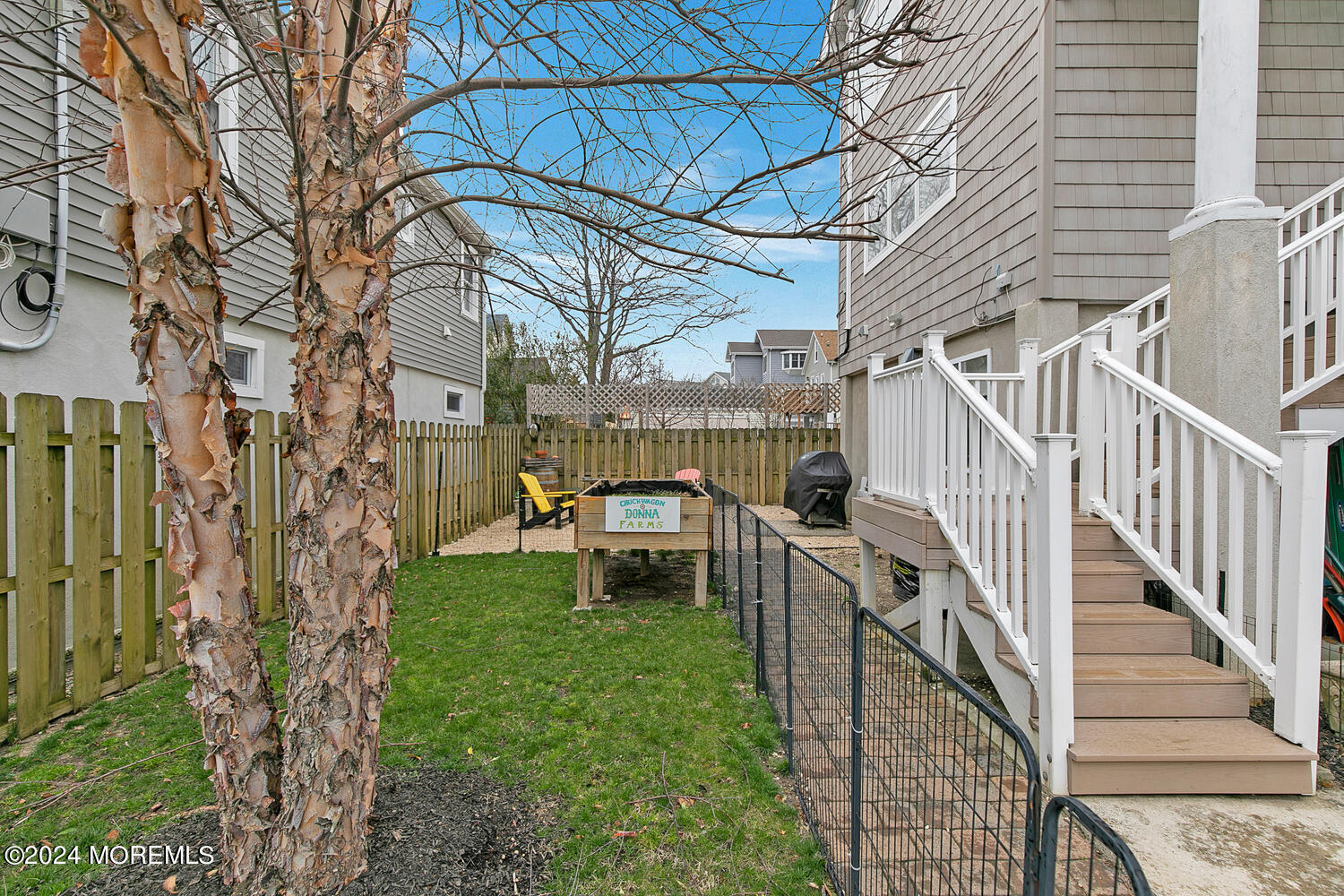 39 Shrewsbury Avenue