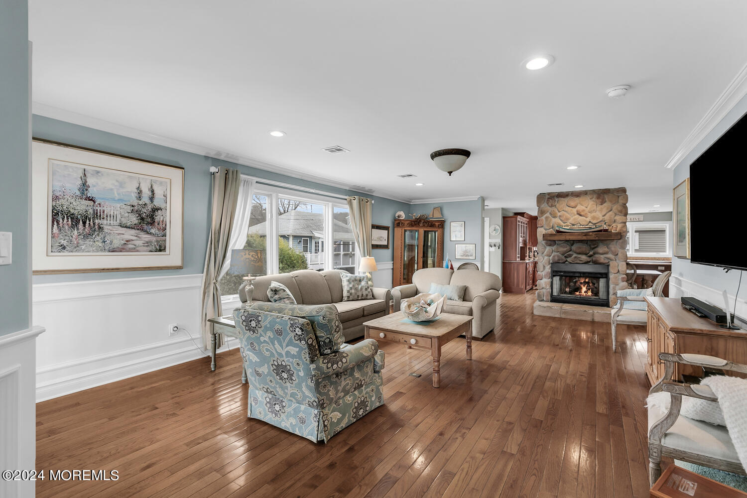 39 Shrewsbury Avenue