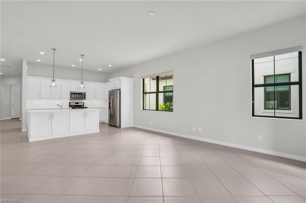 14744 Kingfisher LOOP