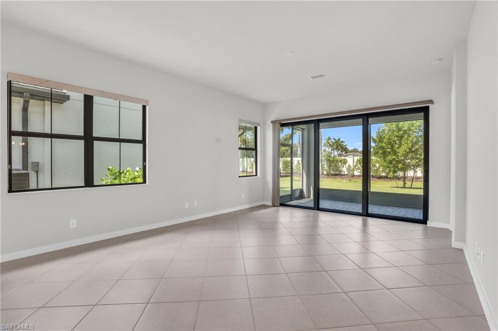 14744 Kingfisher LOOP