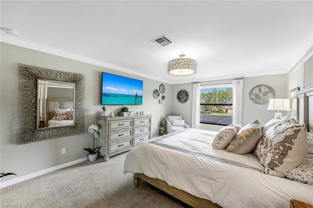 4243 Raffia Palm CIR