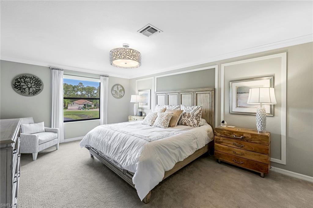 4243 Raffia Palm CIR