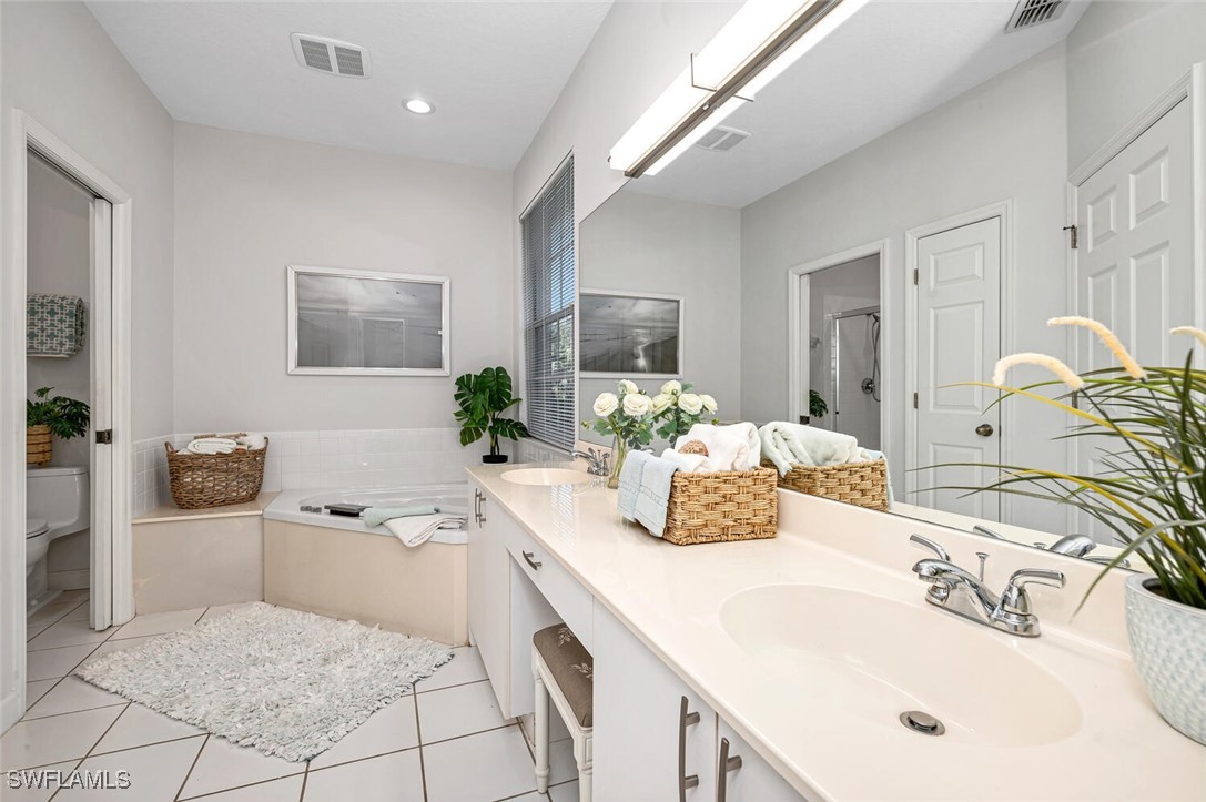 25150 Goldcrest DR 711