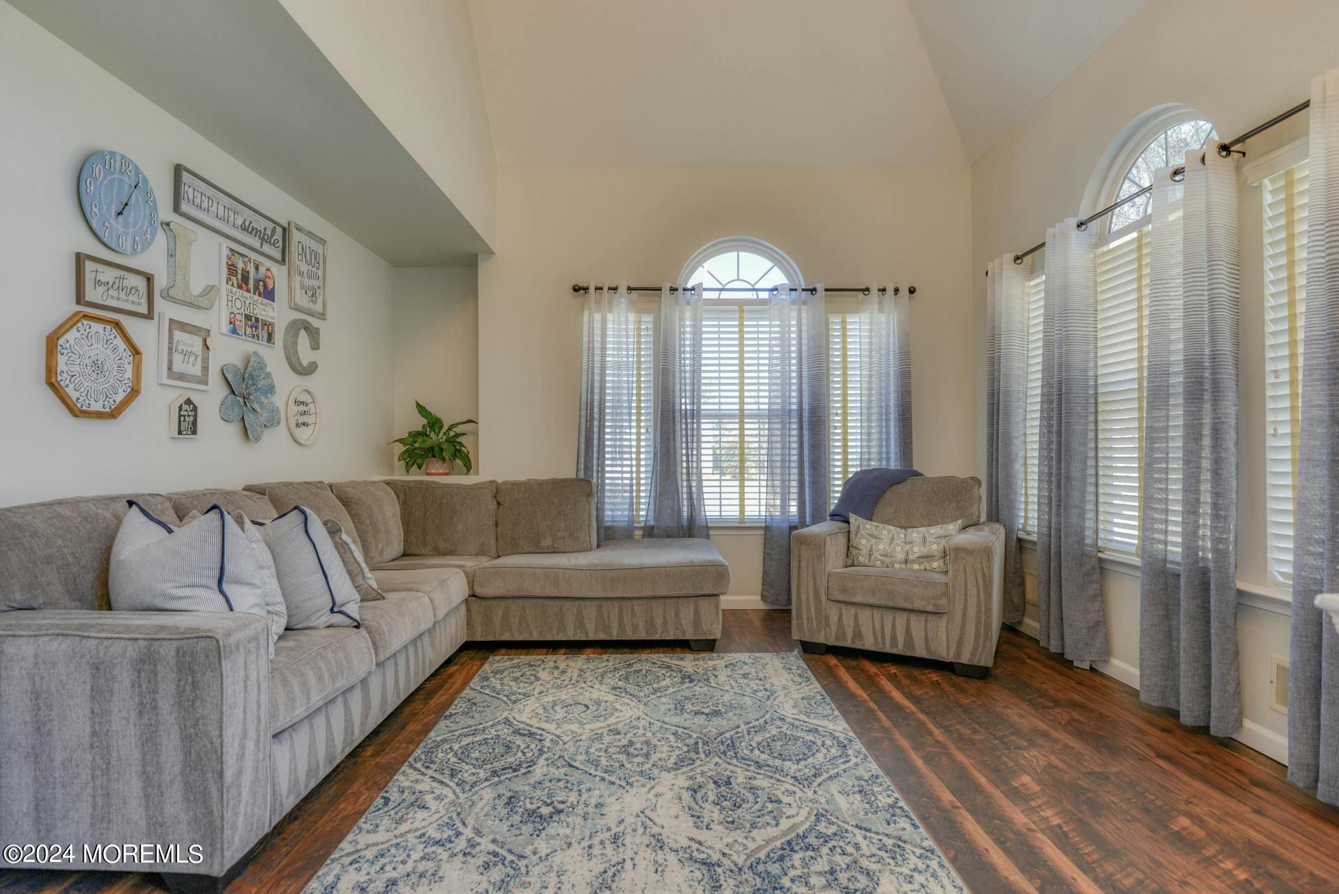 3701 Aqueduct Court