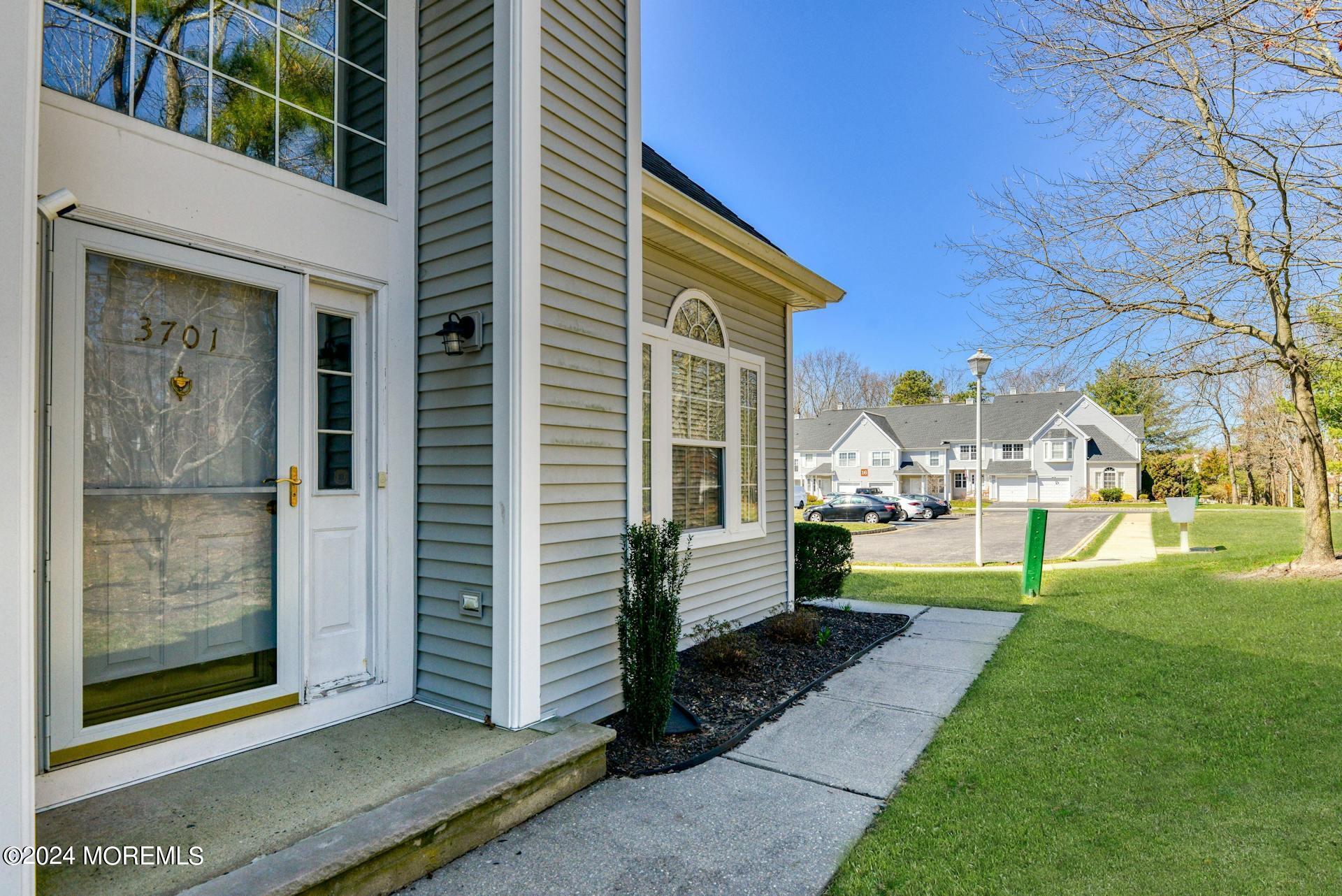 3701 Aqueduct Court
