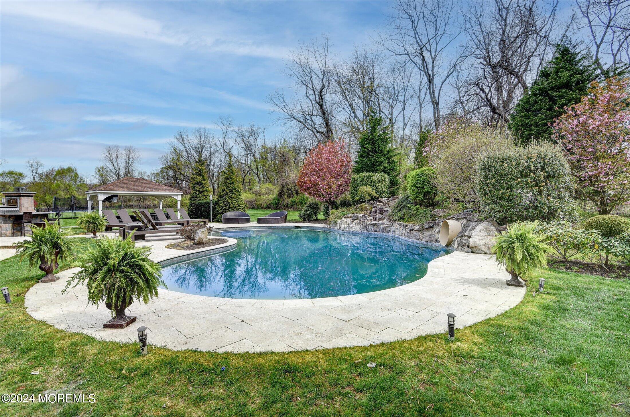 4 Serenity Place