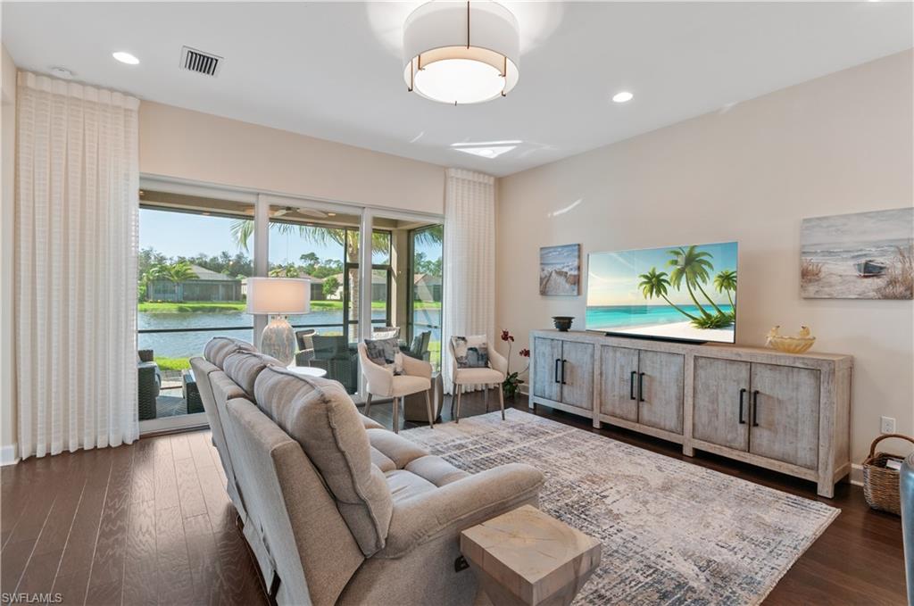 28570 Lobos CIR