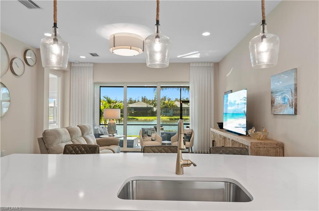 28570 Lobos CIR