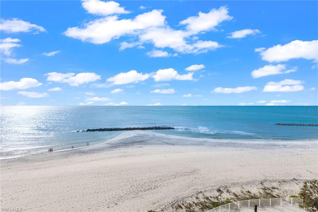 2171 Gulf Shore BLVD N # 502
