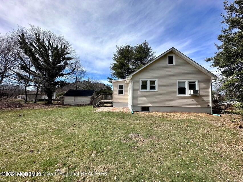 17 Old Mill Road