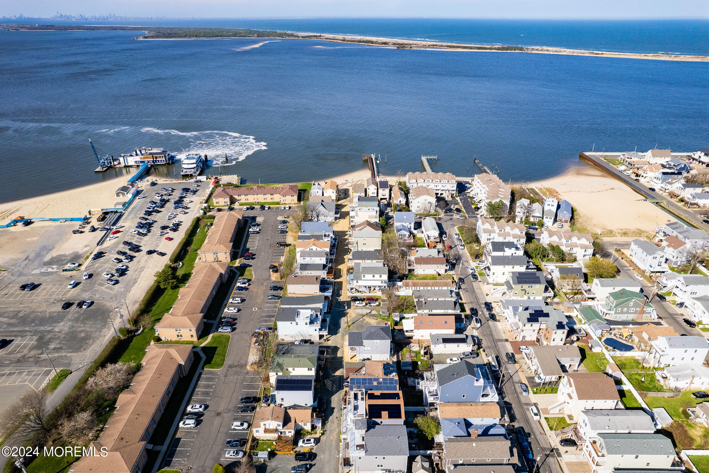 22 Gravelly Point Road
