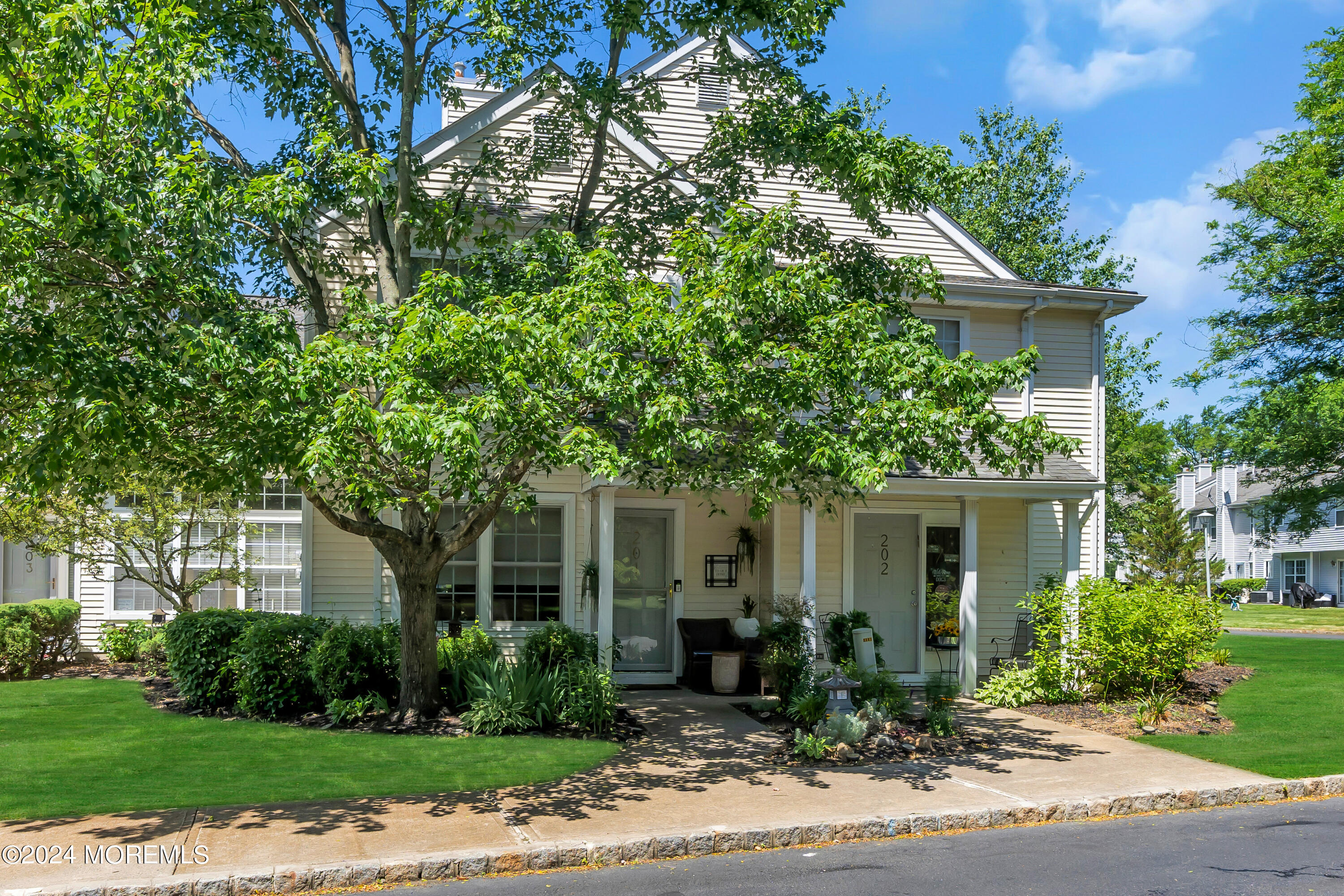 201 Paddington Court